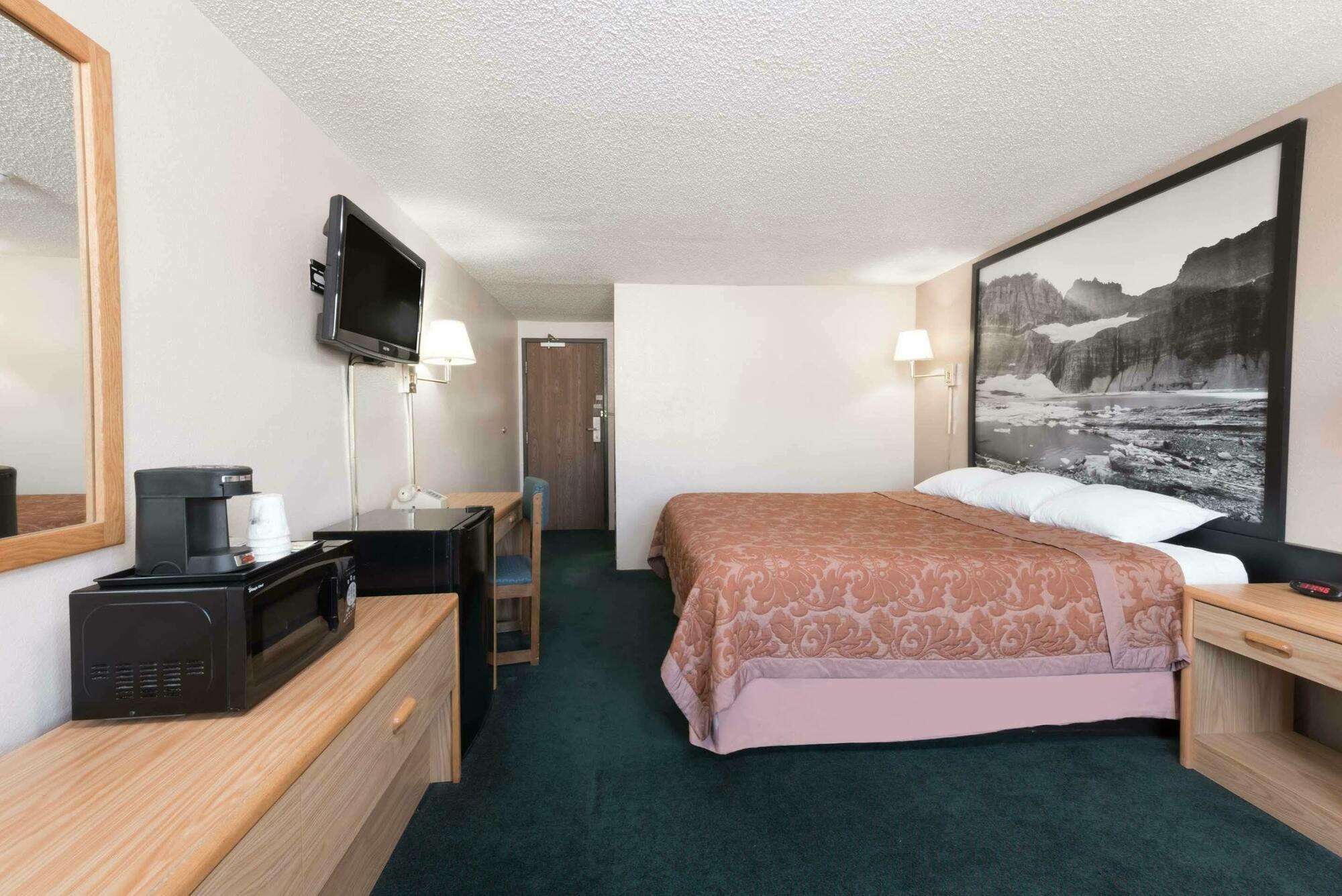 Super 8 By Wyndham Glendive Hotel Buitenkant foto
